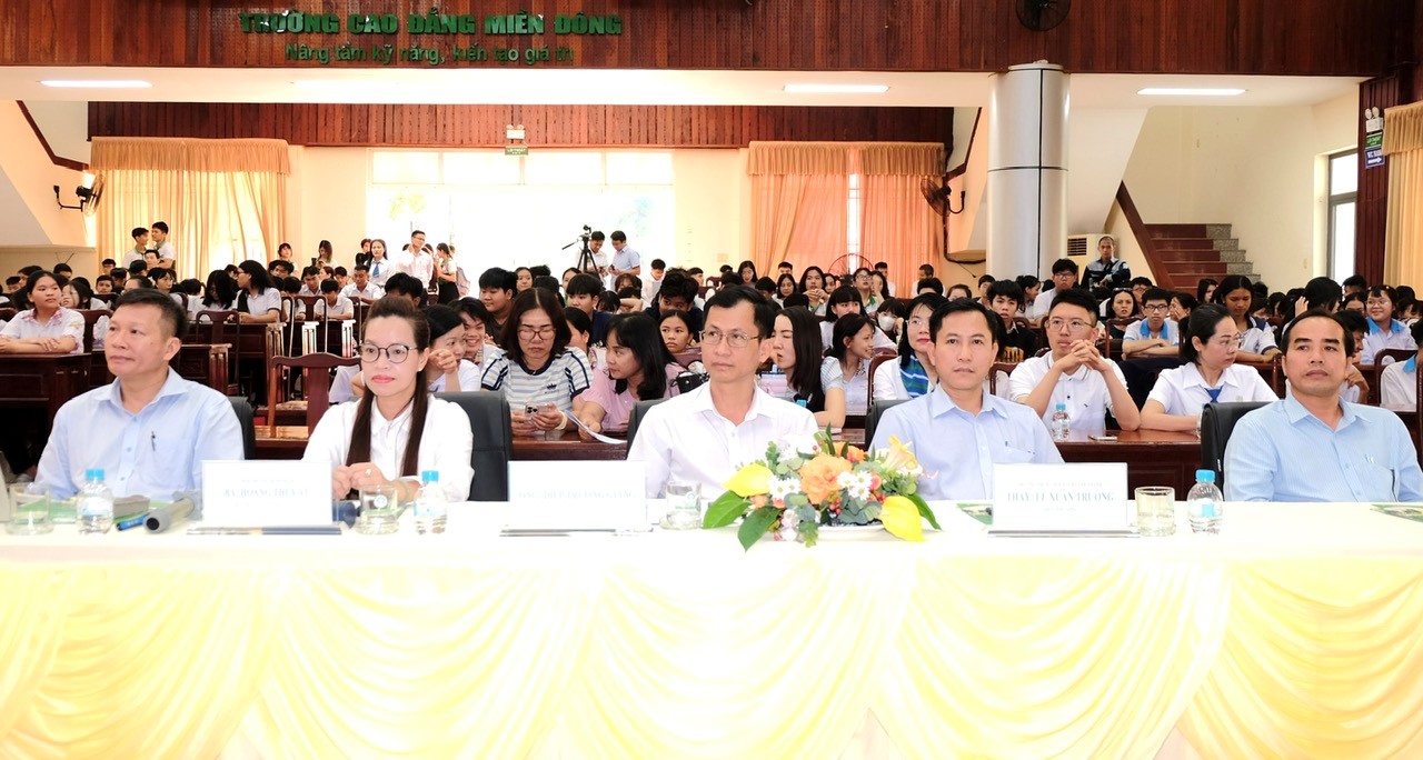 Trainghiemhuongnghiep