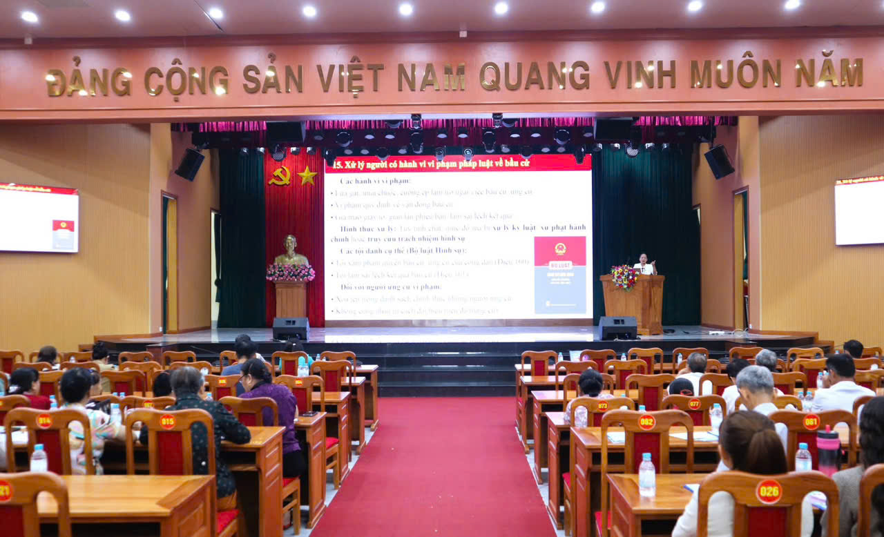 Tuyentruyenphaplua 0